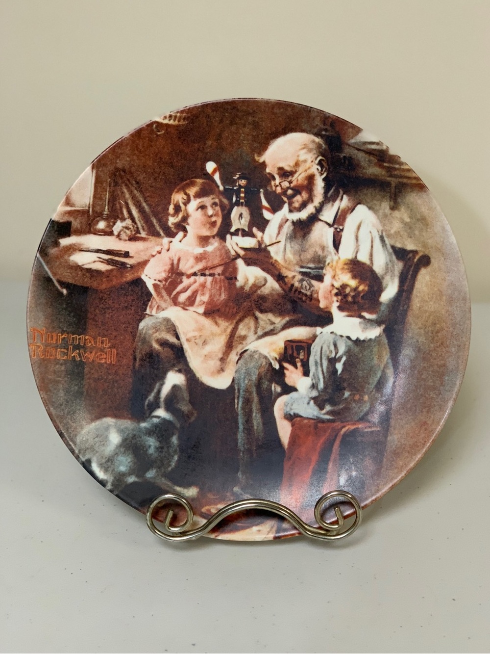 Vintage KNOWLES TOY MAKER Norman Rockwell 1977 Collector Plate Ceramic Home Deco